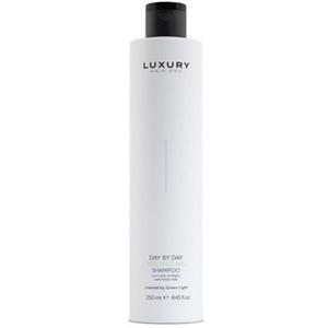 Volumen Sampon - Day by Day Volumizing Shampoo Luxury Hair Pro, Green Light, 250 ml kép