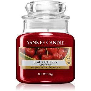Yankee Candle Black Cherry illatgyertya 104 g kép