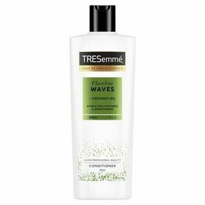 TRESemmé Flawless Waves Hajbalzsam hullámos és göndör hajra 400ml kép