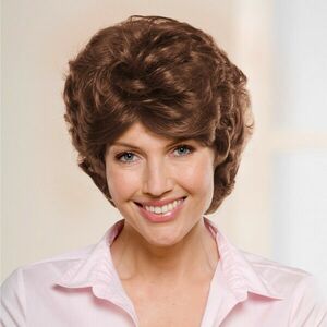 Naturell paróka 'Hédi' kép