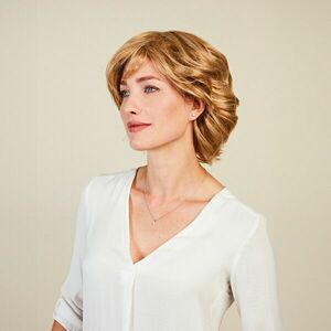 Naturell paróka Lisa kép