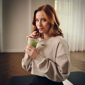 GymBeam Women‘s Aura Cropped Sweatshirt Grey kép