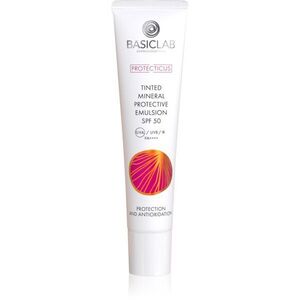 BasicLab Dermocosmetics Protecticus védő emulzió az érzékeny és kipirosodásra hajlamos bőrre SPF 50+ 40 ml kép