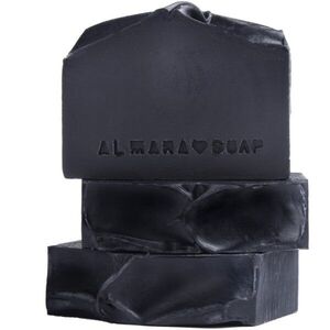 Almara Soap Natural Black As My Soul természetes szilárd szappan zsíros és problémás bőrre 90 g kép