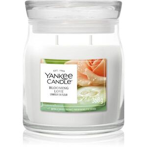 Yankee Candle Blooming Love illatgyertya 368 g kép