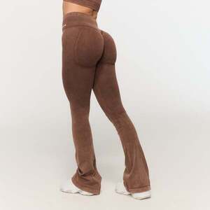 GymBeam Women‘s Fierce Seamless Pants Brown kép