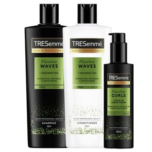TRESemmé Flawless Hajápoló Csomag hullámos és göndör hajra kép
