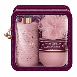 Baylis & Harding Wild Cherry & Vanilla ajándékszett utazásra kép