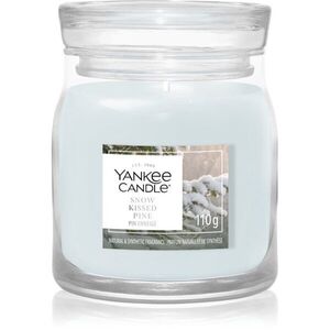 Yankee Candle Snow Kissed Pine illatgyertya Signature 110 g kép